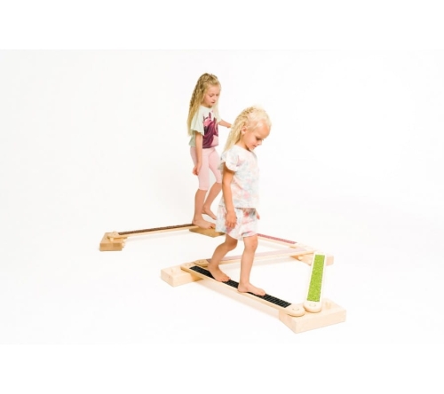 kładka-sensoryczna-różne-materiały (3).jpg