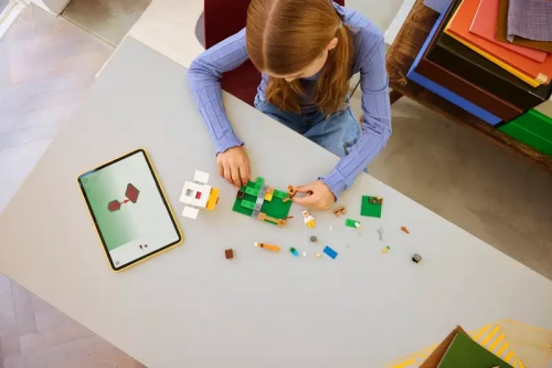 a7049-lego-minecraft-farma-k.webp
