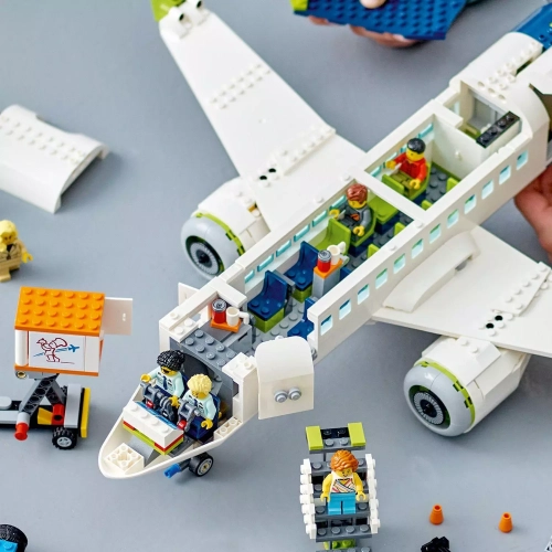 e41ec-lego-city-samolot-pasa.webp