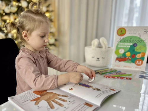 fe58ed-montessori-elementarz.webp