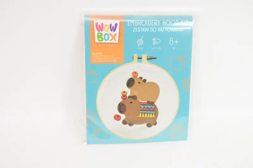 Wow Box. Zestaw do haftowania. Radosne Kapibary
