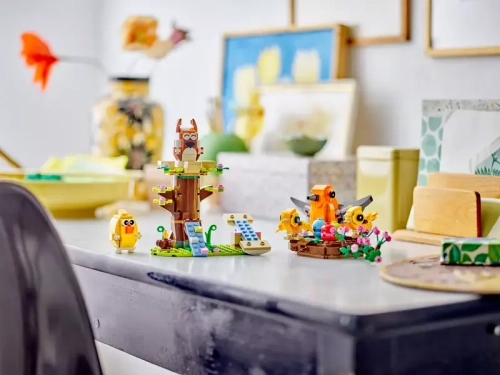 4fb79-lego-wiosenny-plac-zab.webp