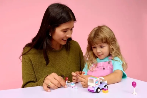 71817-lego-friends-jednorozc.webp