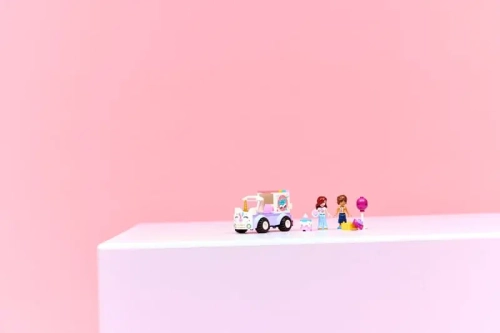 a2db9-lego-friends-jednorozc.webp