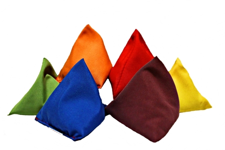 pol_pl_Woreczek-gimnastyczny-szkolny-Piramidka-10417_2.png
