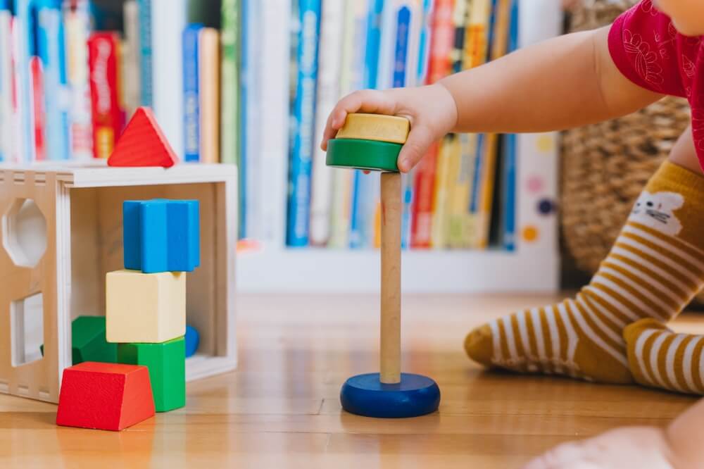 zabawki edukacyjne dla rocznego dziecka